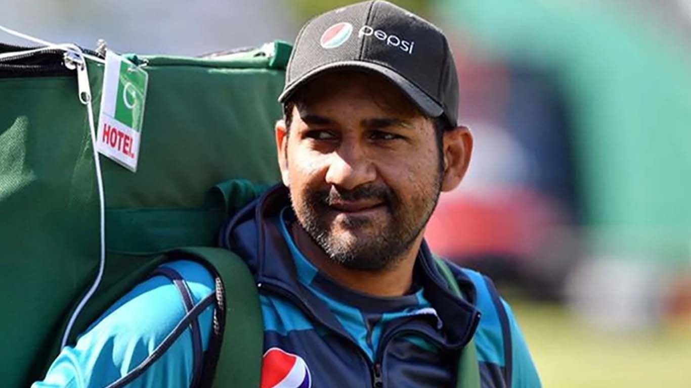 سرفراز احمد کو پاکستان ٹیسٹ ٹیم کا ہیڈ کوچ بنانے کا فیصلہ