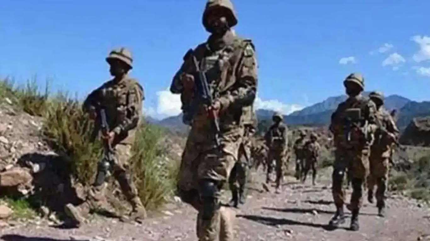 سیکیورٹی فورسز کی کے پی میں کارروائیاں، 13 دہشت گرد واصل جہنم