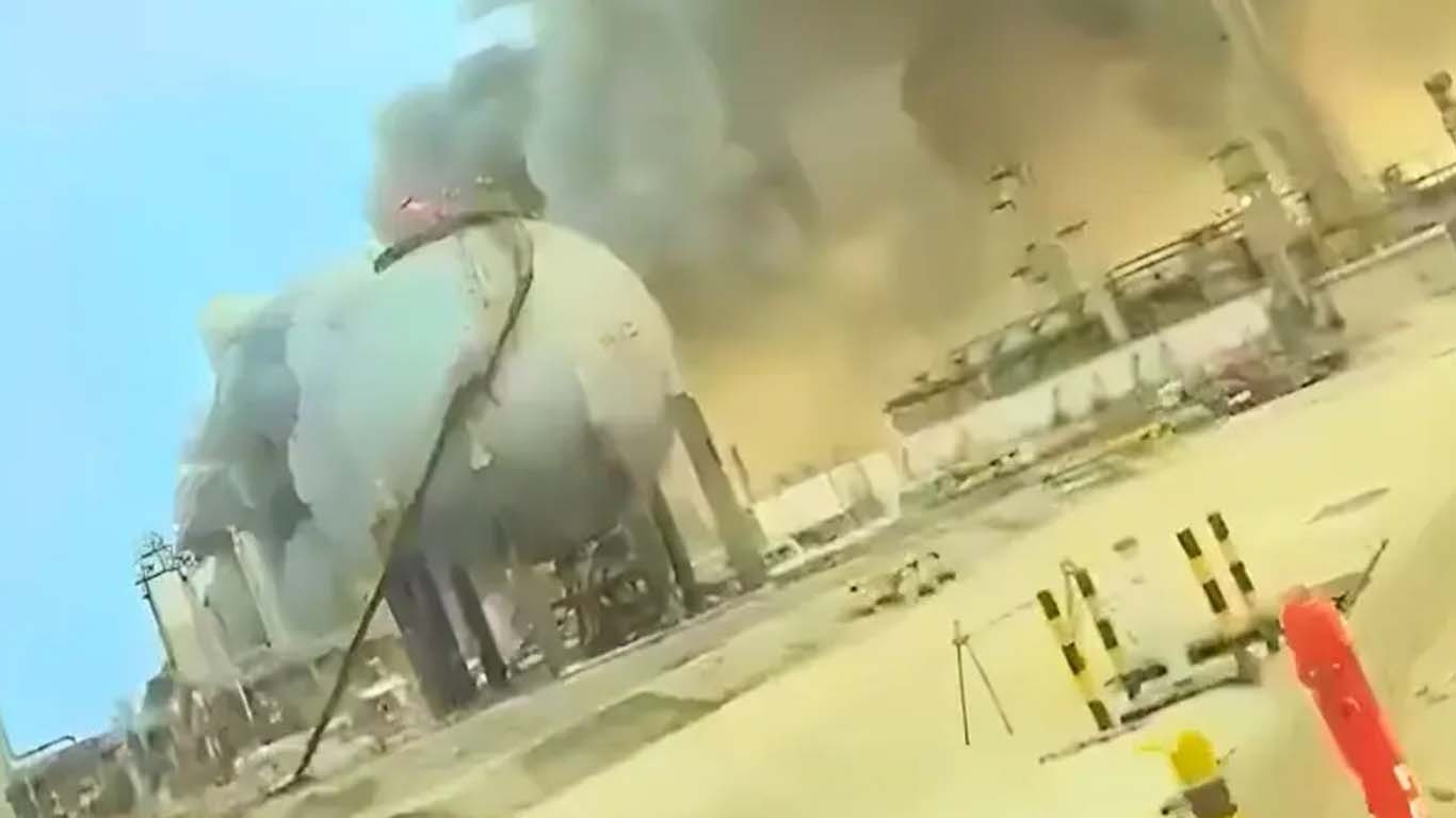 عمان کی آئل، تیل اور گیس تنصیبات پر حملوں کی مذمت