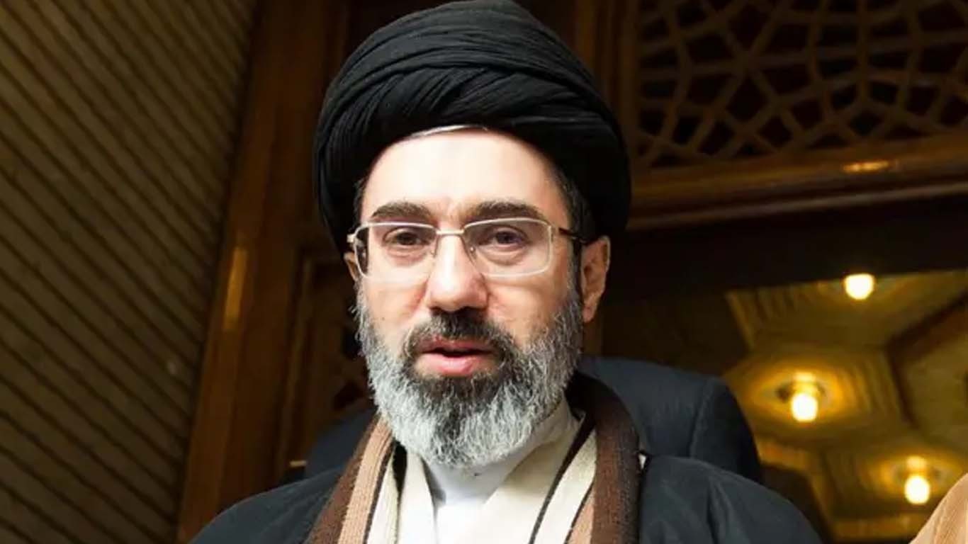مجتبی خامنہ ای کا ایرانی صدر کو پیغام، دشمنوں کو چن چن کر مارنے کی ہدایت