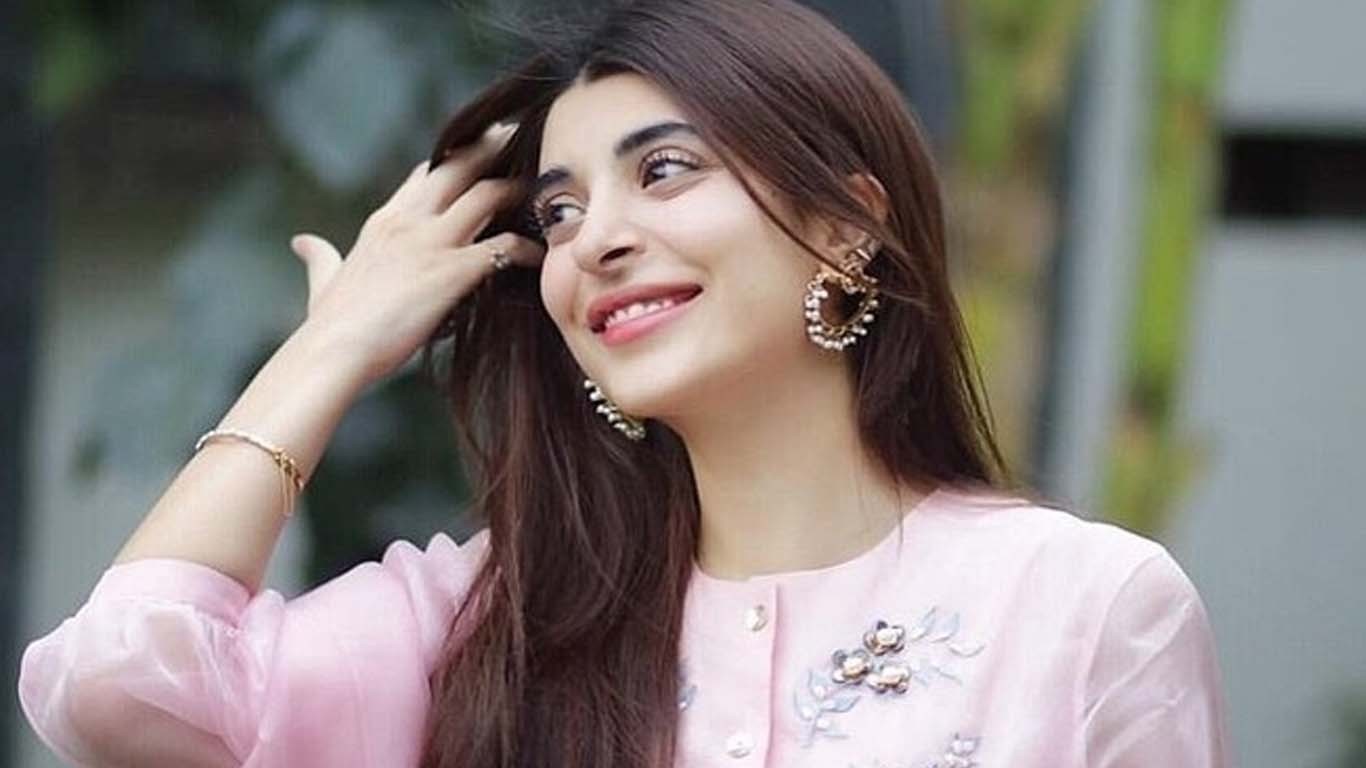 عروہ حسین نے مداحوں کو چیلنج کردیا