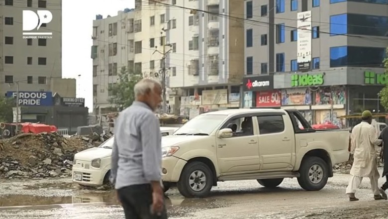 منور چورنگی انڈر پاس کی تعمیر میں تاخیر پر شہری سندھ حکومت پر برس پڑے