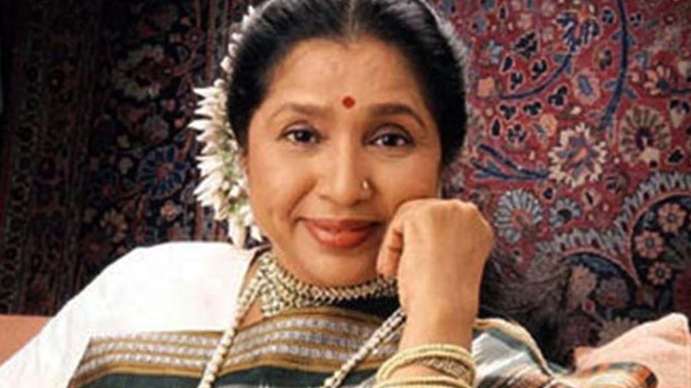بھارت کی معروف گلوکارہ آشا بھوسلے انتقال کرگئیں