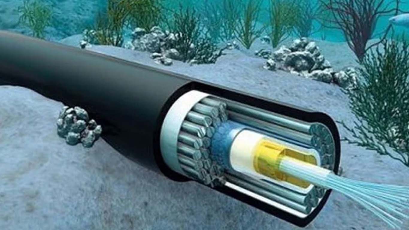 سب میرین کیبل میں خرابی، انٹرنیٹ سروس متاثر ہونے کا خدشہ