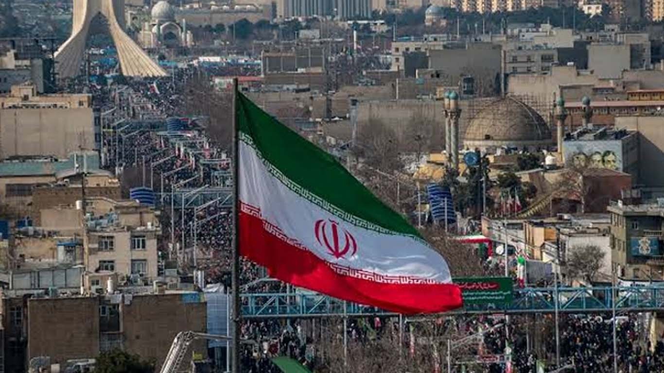 ایران نے ملکی قیادت میں اختلافات کی خبریں مسترد کردیں