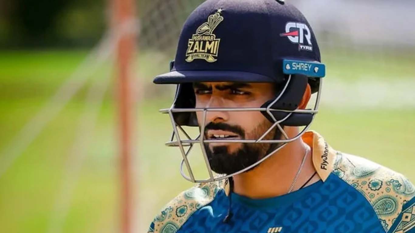 بابر اعظم نے پی ایس ایل کے ایک سیزن میں زیادہ رنز بنانےکا ریکارڈ برابر کر دیا