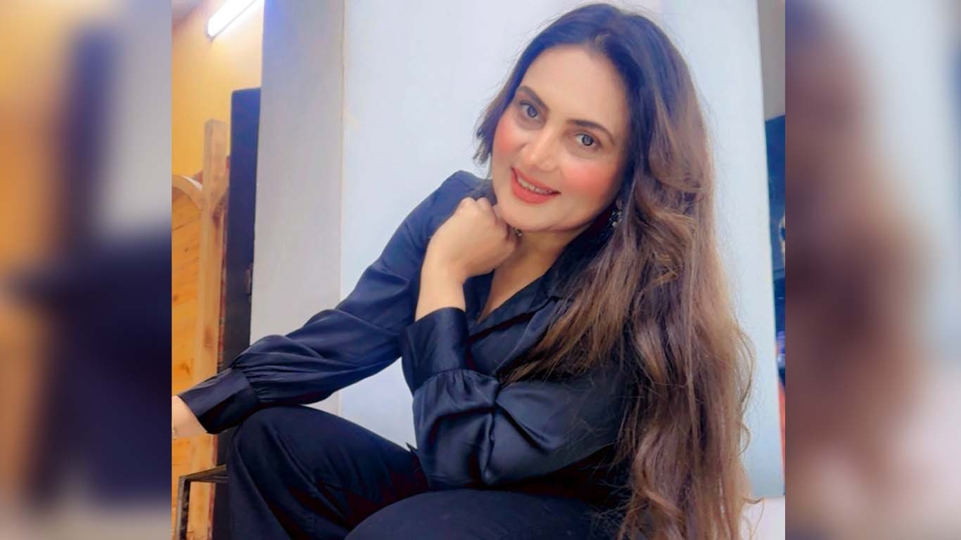 مایوس لوگ کبھی آگے نہیں بڑ ھ سکتے، عینی طاہرہ