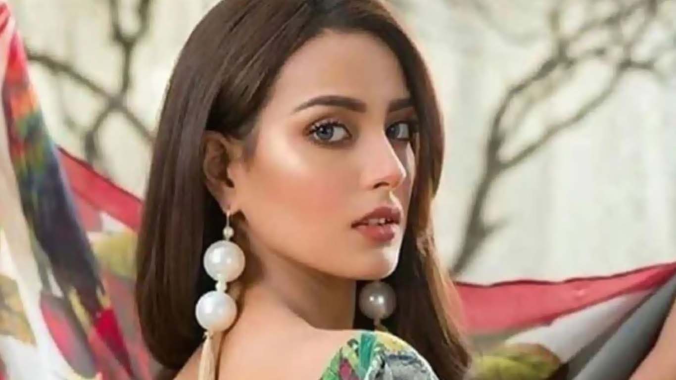 اقراء عزیز کی بہن کا اہم انکشاف