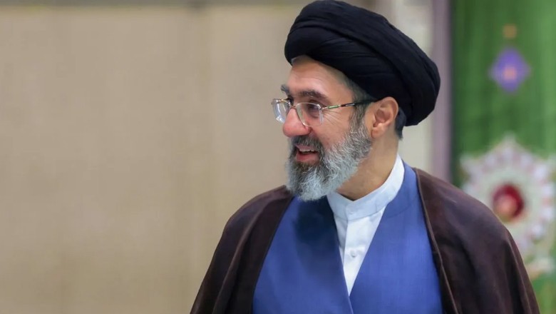 مجتبی خامنہ ای کا والد اور تمام شہدا کے خون کا بدلہ لینے کا اعلان