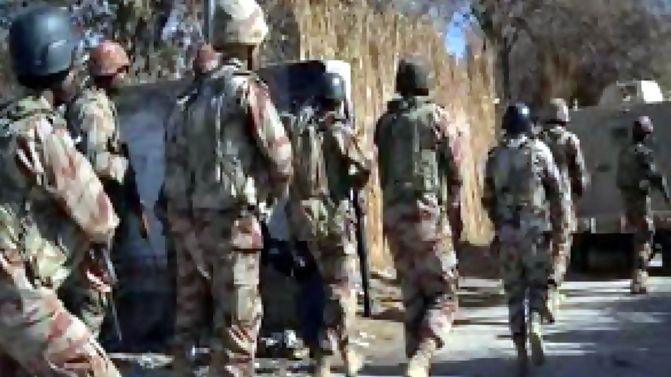 ٹانک: دہشت گردوں کا چیک پوسٹ پر حملہ، 12 خوارج ہلاک، 15 جوان شہید