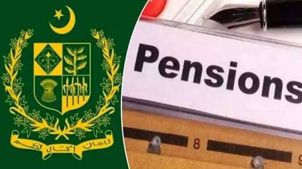 افسر شاہی کی انوکھی مثال، بیرون ملک مقیم ریٹائرڈ افسران کو ماہانہ کروڑوں پنشن کی ادائیگی
