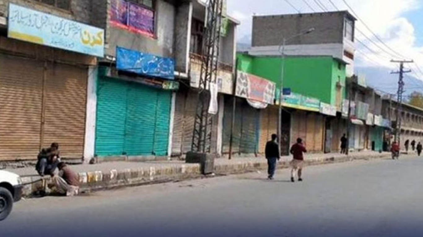 پیٹرولیم مصنوعات کی بڑھتی قیمتیں: ملک بھر میں اسمارٹ لاک ڈاؤن لگنے کا امکان