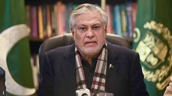 پنجاب والے اسحاق ڈار ریٹائر ہوگئے یہ اسلام آباد والے ہیں، نااہلی کی درخواست مسترد