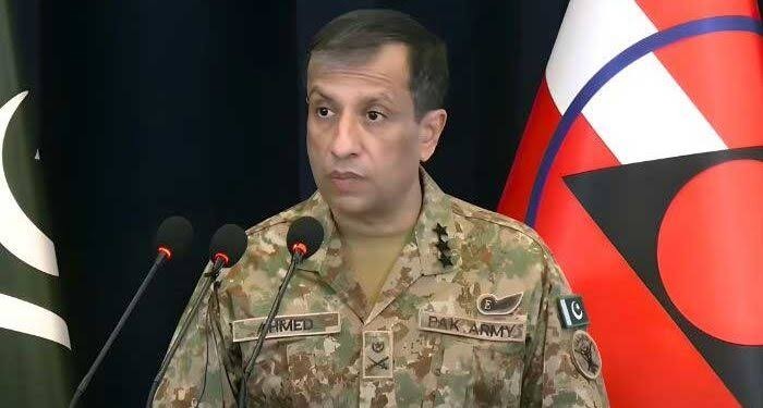 مکہ المکرمہ اور مدینہ المنورہ کے تحفظ میں کوئی ابہام نہیں، پاکستان دفاع کیلئے تیار ہے، ڈی جی آئی ایس پی آر