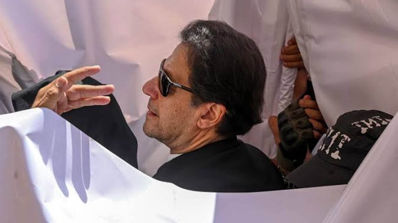 عمران خان کا اڈیالہ جیل میں طبی معائنہ، مختلف ٹیسٹ کیے گئے
