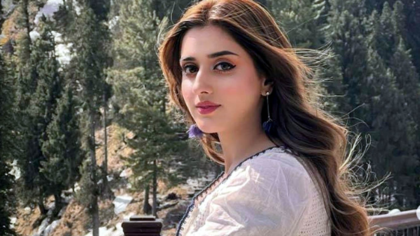 جنت مرزا نے اپنی اے آئی ویڈیو پر خاموشی توڑ دی